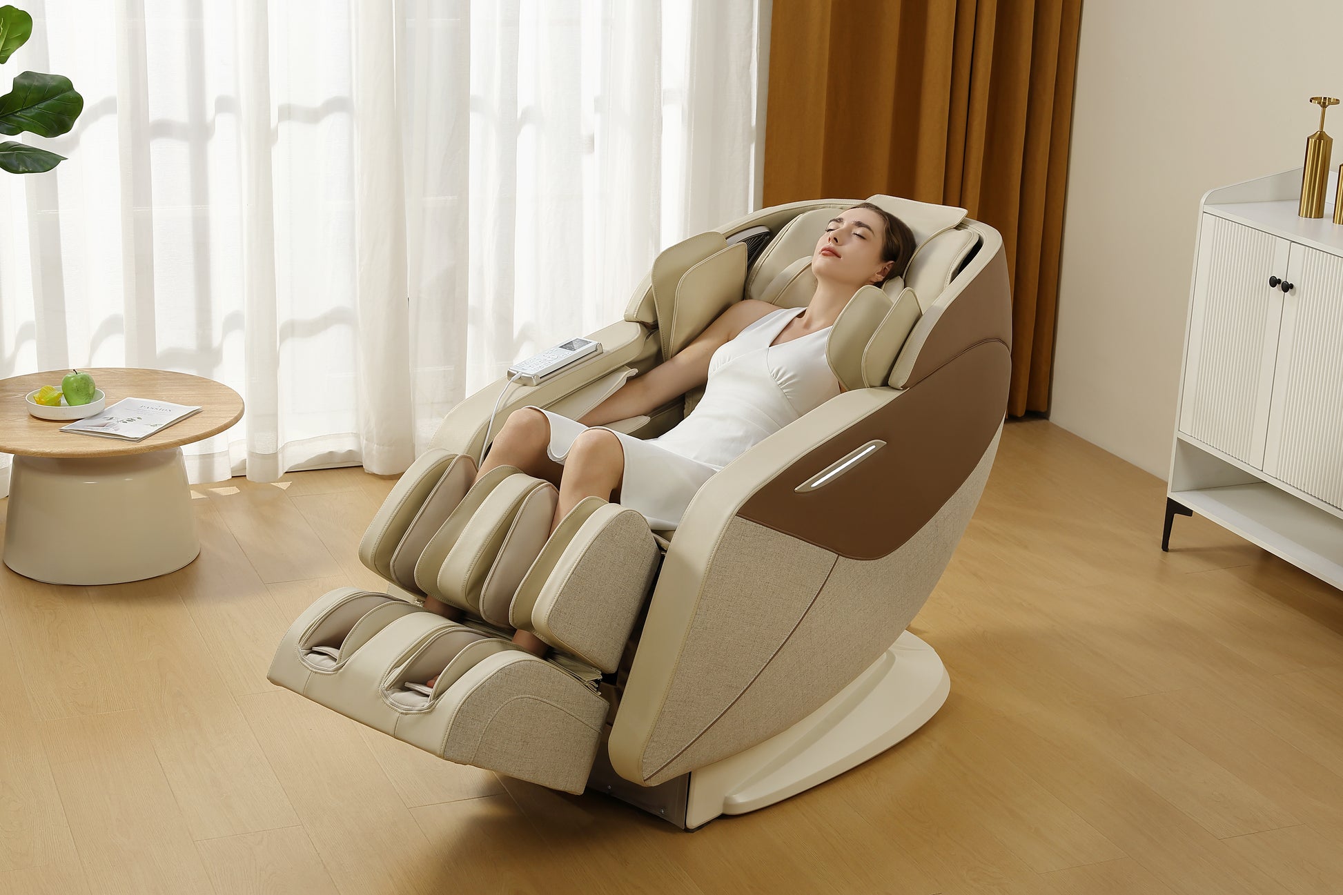 Kido Ultimate Nobiluxe Massage Chair Series upper angle with side view with model